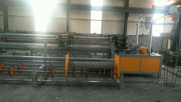 2m Width PLC Full Automatic Double Wire Chain Link Fence Making Machine/diamond
