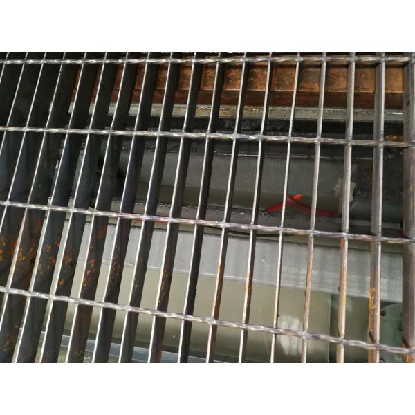 Water Cooling 8mm Semi Automatic Welding Machine , Wire Mesh Spot Welding Machine