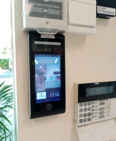Buy Andriod Biometric Device Access Control System Products with Face Recognition Terminal at wholesale prices