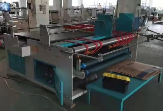 Electric Driven Semi-automatic Pasting Carton Box Machine 2200 for Packaging Needs