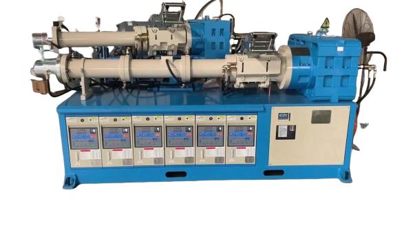 PLC Automatic Temperature Control Cold Feed Silicone Extruder / Rubber Extruder