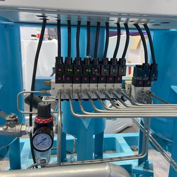 Buy High Efficient 95% Purity PSA Medical Oxygen Generator With Oxygen Monitor at wholesale prices