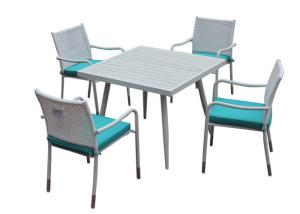 Soft Padded Cushions PE Wicker Patio Table And Chair Set