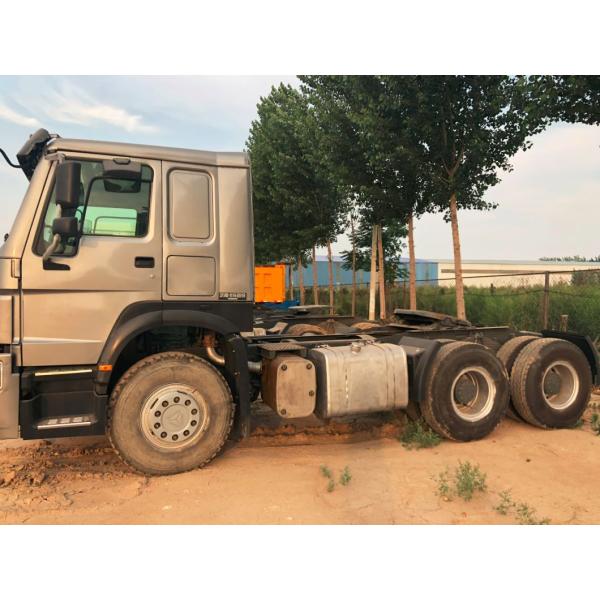 Low Price High Quality Used Chinese HOWO 371 HP 6X4 Used Tractor Truck for Transporting