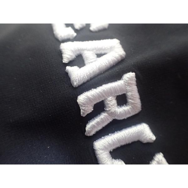 100% Cotton Fashional Custom Embroidered Patches For Clothes / Luggage