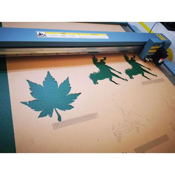 2000*1770*1100mm Garment Paper Pattern Cutting Machine Flatbed Cutter Inkjet Plotter