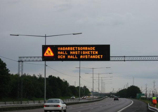 Buy High Intensity P32 LED Variable Highway Sign Boards Intelligent Control System at wholesale prices