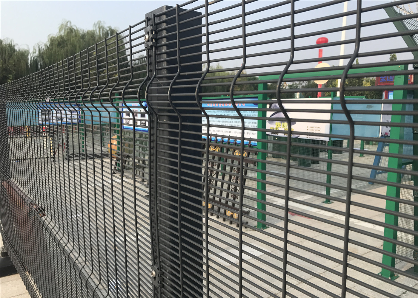 Clearvu Security Fence ,High Security 12.70mm x 76.20mm x 4.00mm wire ridity panels