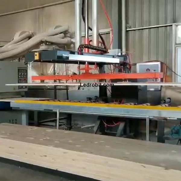 Buy Integrated CNC Production Line Customized Automatic Loading Unloading Machine 3000KG at wholesale prices