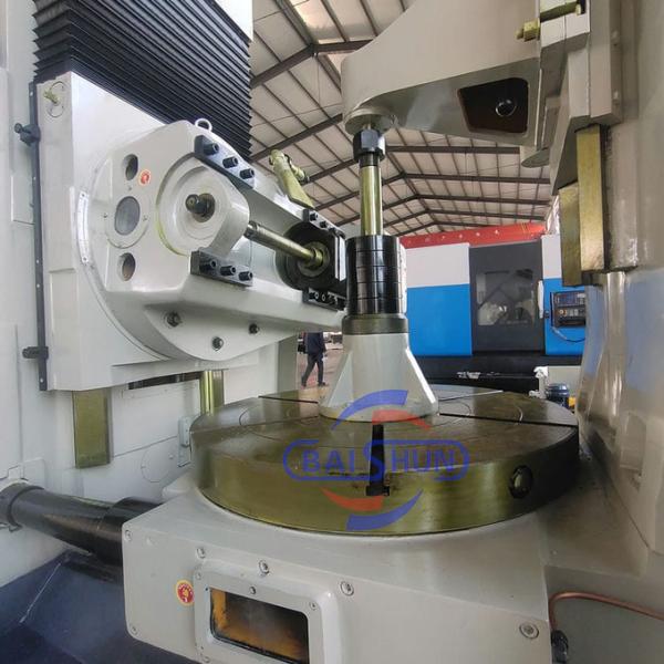 Worm Gears Sprockets Y31125 Gear Hobbing Machine 2200mm Hobbing Machines