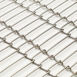 SS304 SS316 Flat Mesh Type Conveyor Belt Wire For Chocolate Biscuit Conveying