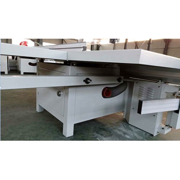 45 Degree Precision Panel Saw Automatic Sliding Table Saw Woodworking Machinery