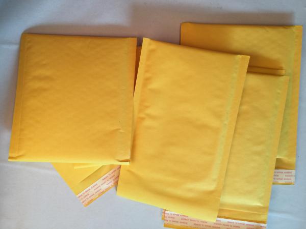 Buy Gravure Printing Yellow Bubble Envelopes , Envelope With Bubble Wrap Inside at wholesale prices