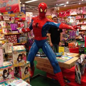 China Fiberglass Marvel Spider Man Statue Life Size Spiderman Statue on sale