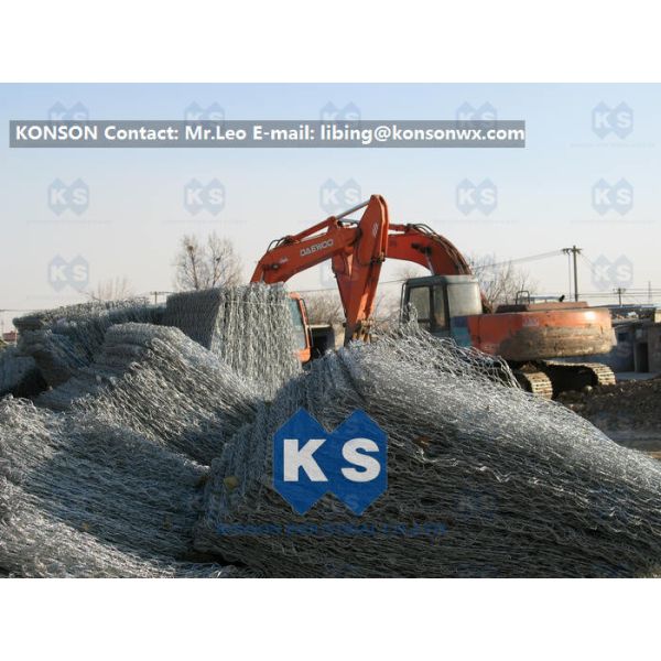 Custom Galvanized Iron Wire Gabion Mattress , Hexagonal Wire Mesh Gabion Basket