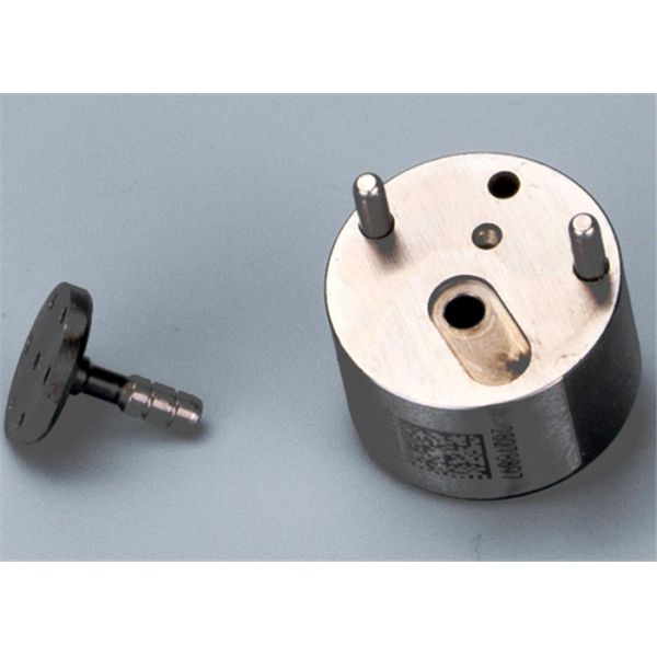 9308-622B Engine Repair Parts Delphi Injectors Common Rail Control Valve 28239295