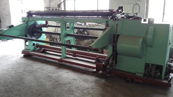 Buy Chicken Wire Mesh Machine , Straight / Reverse Twisted Hexagonal Wire Mesh Weaving Machine at wholesale prices