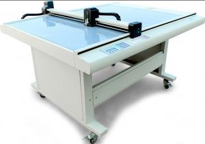 China Gd Cutting Table Machine Cardboard Sticker Decal Cutter Plotter Machine on sale