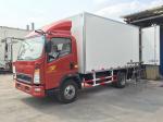 4x2 Driving 10 Tons Refrigerator Box Truck 140 hp For Fruit Transport