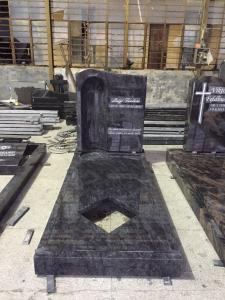 China Granite Headstones And Grave Markers , Tombstone Black Polished Granite Headstones on sale