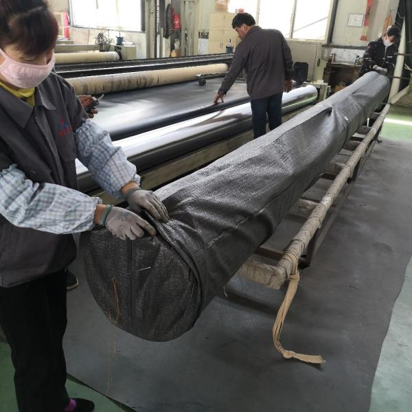 UV Resistant Impermeable Membrane Pond Liner for Aquaculture Applications