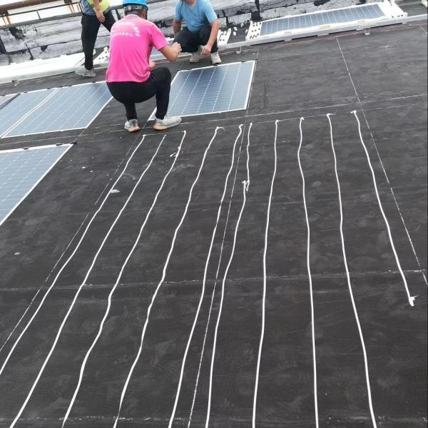 Ultra Light 380W Flexible Solar PV Panel With Half Cell Tech MC4 21.5% Efficiency Distributors Orders