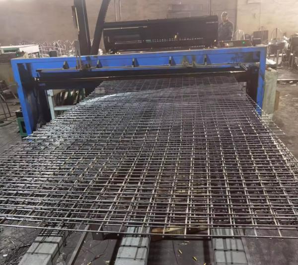Buy 150mmx150mm Wire Mesh Reinforcement With Long Hole And Mesh Size at wholesale prices