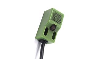 Inductive 3 Wire Inductive Sensor Easy Installation Directly Connected To PLC