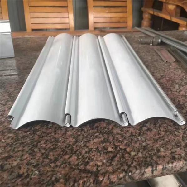 Plc Control Hydraulic Cutting Roller Shutter Slat Machine Different Embossing Design