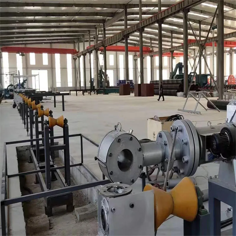 PU Foaming Insulation Pipe Making Machine With HDPE Jacket Extrusion