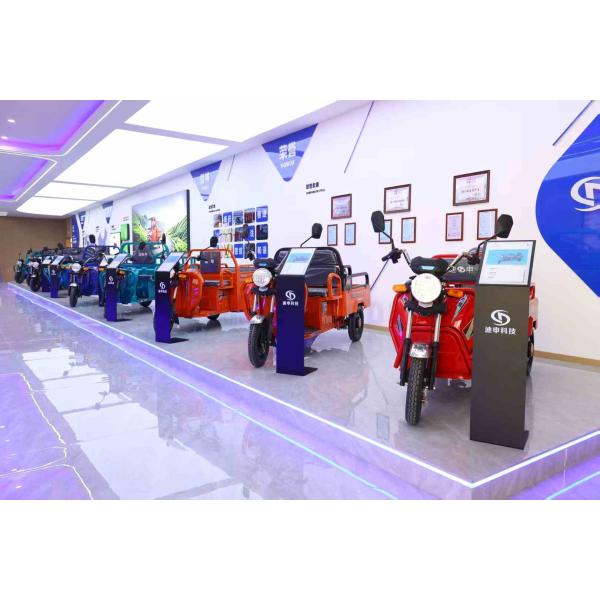 Wholesale Golf Cart Electric Utility Vehicle Golf Cart 4 Seater Golf Cart Luxury