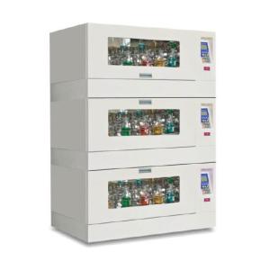 Stackable Thermostatic Shaker with large capacity