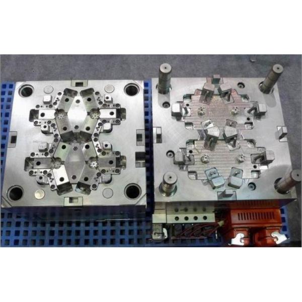 Plastic Injection Mould Custom Made Hot Runner Mold With 24 Pin Connector