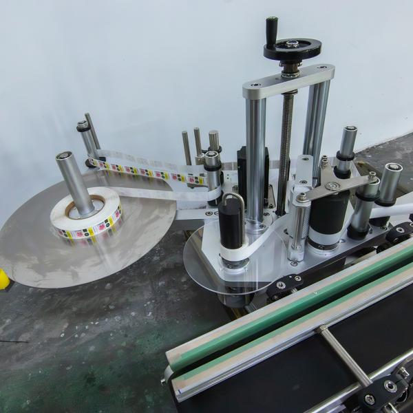 YM400 Automatic Round Bottle Labeling Machine 20-100 Bottles/min