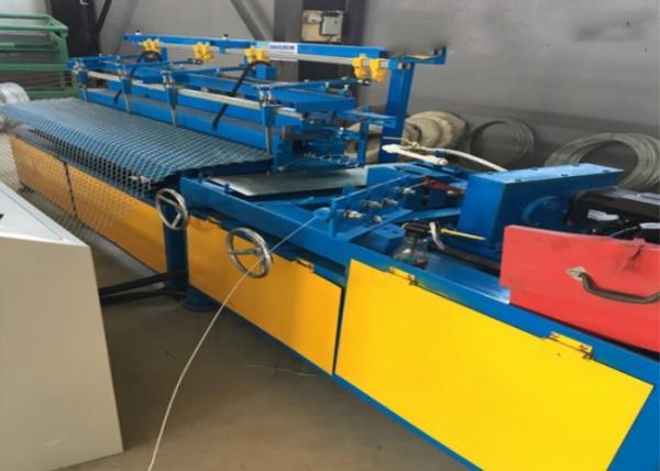 Garden Chain Link Fence Making Machine , Adjustable Speed Wire Mesh Weaving