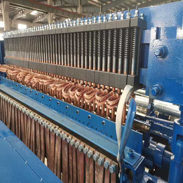 4ft Width 220V Roll Mesh Welding Machine Reduction Gearbox Stainless