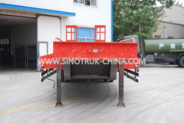 Buy 60T load capacity  low bed semi-trailer 3 axles 315/80R22.5  tyres  ABS  Optional JOST support leg at wholesale prices