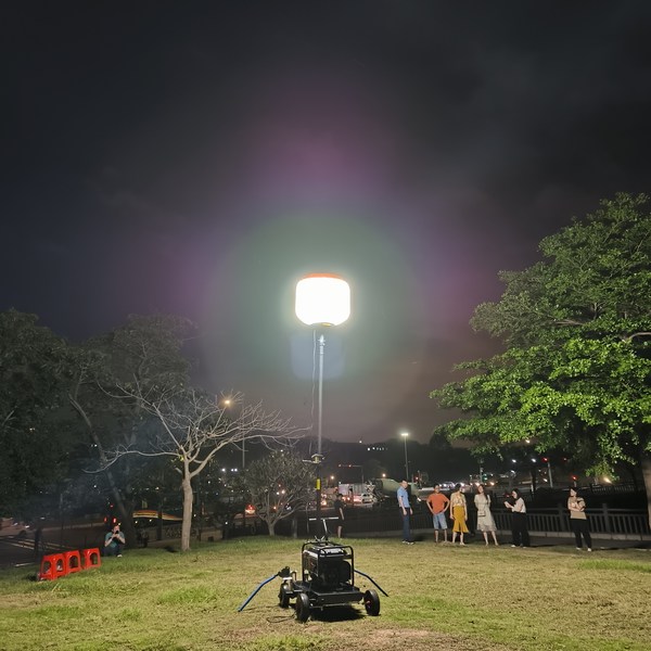 800W Stainless Steel Tripod Rental LED Portable Light Tower for Construction Lighting