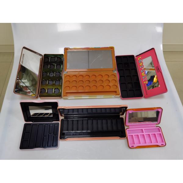 Empty Embossed Eyeshadow Palette Paint Cosmetic Tins Case With Mirror And 12 Pans