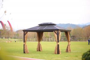 Quality Rust Proof Polycarbonate Double Roof Gazebo With Steel Frame for sale