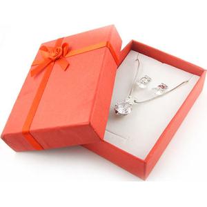 China Wholesale Recycled Kraft Paper Gift Box Packaging on sale