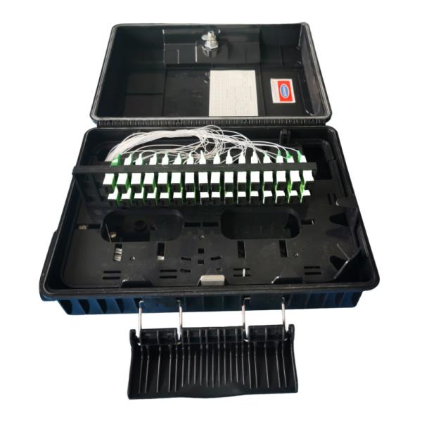 Material PLC Splitter Distribution Box for FTTX FTTH 32 Cores Outdoor Wall Mounting Pole