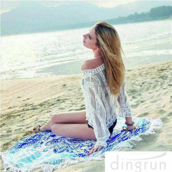 Multi - Purpose Custom Printed Beach Towels , Round Beach Blanket With Tassels