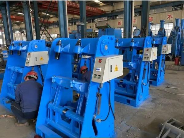 Buy 5.5KW Rubber Vulcanizing Press Rubber Process Machine PLC Control at wholesale prices