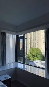 Quality Night-Optimized Folding Window Design Enhancing Lunar Illumination with Low-Reflection Glass Surfaces for sale