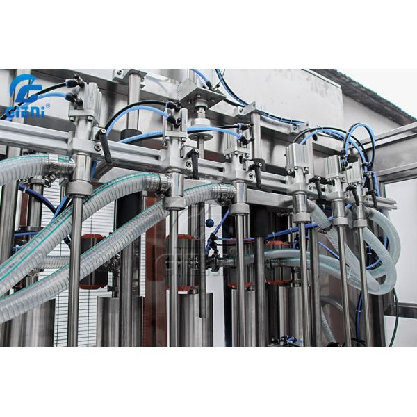 120 Bottles / Min 4KW Bottle Filling Machine 1200kg With Diving Nozzles