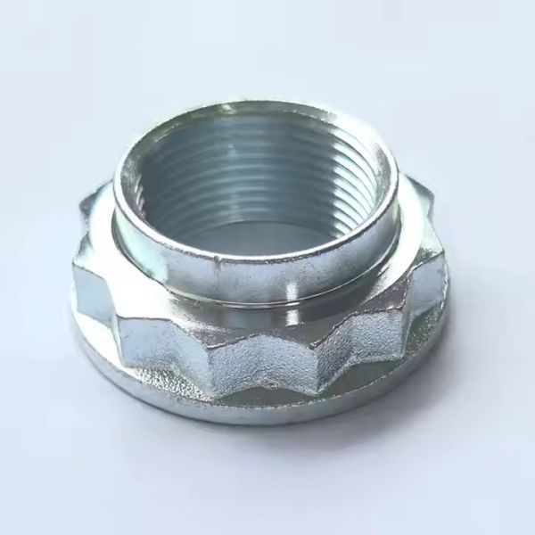 40Cr/35CrMo Rear Axle Nut M16-24 With Colored Zinc Plating Surface