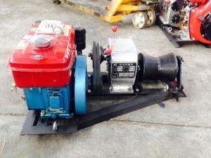 Quality Portable Cable Winch Puller Cylindrical Shape With Water Cooled Diesel Engine for sale