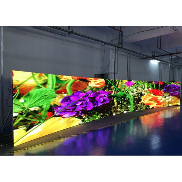 Column Curved Flexible Led Screen Display 2.5mm 240x120mm For Shopping Malls