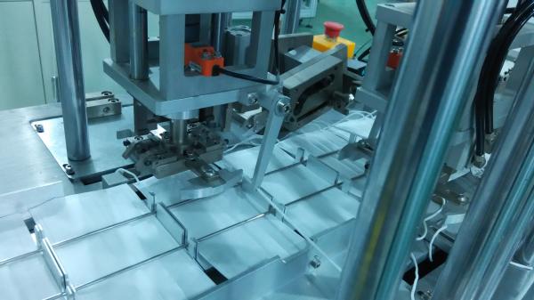 Buy Ultrasonic automatic dust face mask making machine With High Efficiency at wholesale prices